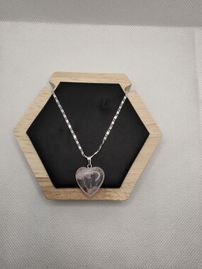 Heart Shaped Pendant Necklace - Silver Tone .